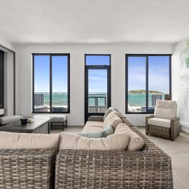 Balandras Beach Stays House 4 Beachfront w Hot Tubs, hotel v destinácii Dorado
