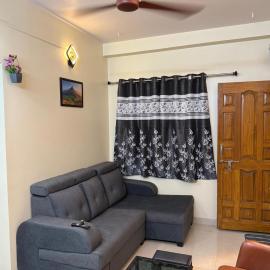 Stylish 1BHK Retreat Cozy Comfortable, hotel in Belgaum