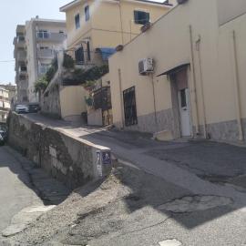Appartamento nel PARCHEGGIO Cutrupi, hotelli kohteessa Reggio di Calabria