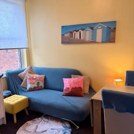 Winter Gardens Flat 3 - Family Apartment