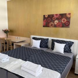 Pensionlien2, viešbutis Leipcige