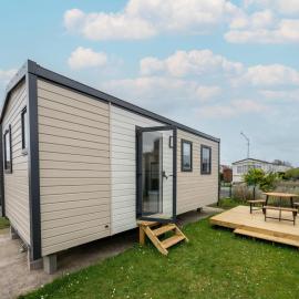 Berlare Retreat for 6 with garden, hotell sihtkohas Berlare