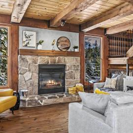 4-Bedroom Chalet Fraternite in Lac-Superieur Tremblant