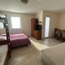 Tourist Farm Robivera – hotel w mieście Šmarje
