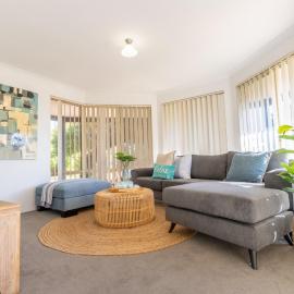 Cozy Home with Ocean View & Sunset- Walk to Falcon Beach, hotell i Falcon