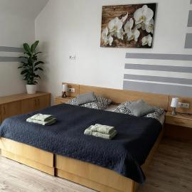 NYUGALOM APARTMAN, Hotel in Zalakaros