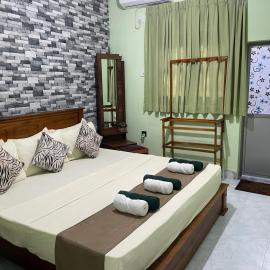 Ciel Grand 99 Villa, hotel u gradu Katugastota