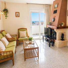 Benicarlo 4A2 Apartamento con amplia terraza y vistas al mar, WIFI, garaje, hotel in Benicarló
