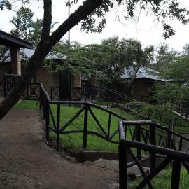 MALEWA RIVERSIDE RESORT & Cottages