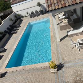 Les Chanterelles, hotel in Crêches-sur-Saône
