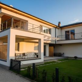 Casa de Oaspeti 2 Mai
