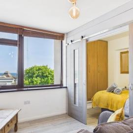Driftwood Den - 1 Bedroom Apartment - Saundersfoot