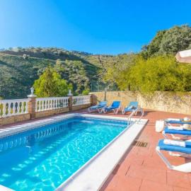Casa Fuente Velez Sayalonga by Ruralidays