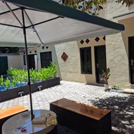 Naila homestay, hotel in Giri
