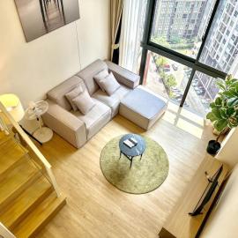Cozy Urban Retreat Steps from MRTA Station, hotel in Sathani Khlong Tan