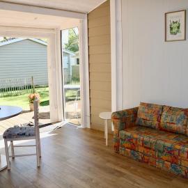 Chalet Au Petit Bonheur Piscine & Domaine calme، فندق في Rivières