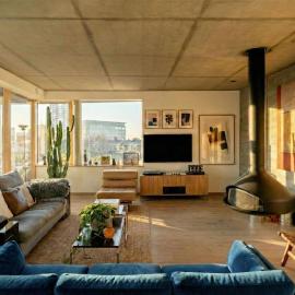 Spacious Multi-Floor Architectural London Holiday Home - Sleeps 8