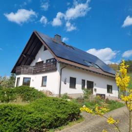 Gästehaus Teichmann Königstein Sächsische Schweiz، فندق في Pfaffendorf