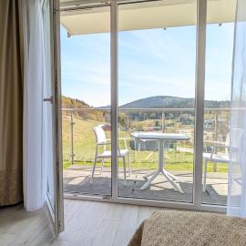 Czarna Góra Snow&Bike Słoneczny Sölden 13 – hotel w mieście Sienna