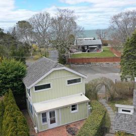 Seabreeze #3 - Cozy cottage by the beach, hotell i Hampton Bays