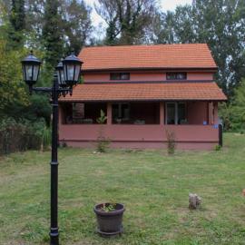 Vikendica Drinska Flora, Loznica - Lipnički Šor, hotel in Lipnički Šor