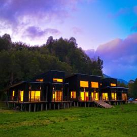 Hotel Neyün La Junta, hotel em La Junta