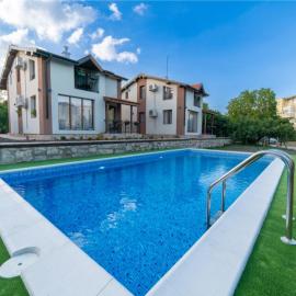 Smokinite Villa 2 - Pool and BBQ near the beach