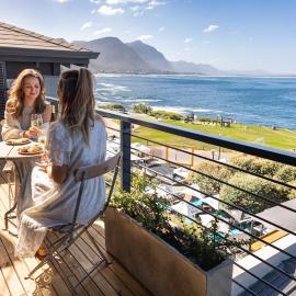 Ocean Penthouse Studios, Hermanus Waterfront Apartments