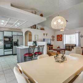 Spacious Yard! Yuma Escape, Near Shops & Golf, hotel a Yuma