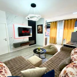 Boku Apartments Pazari i Ri 2, hotel in Tirana