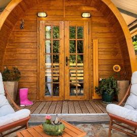 The Little Dream - Small wooden paradise near the sea, hotel di Glyfada