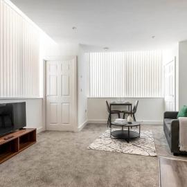 Fabulous 1 Bedroom Apartment in Central Rotherham, hotelli kohteessa Rotherham