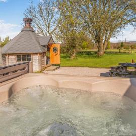 6 Bed in Blackburn oc-c38221, hotel u gradu Balderstone