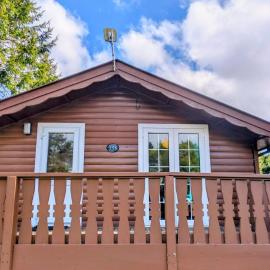 Cabin Gezellig, hotel in Trawsfynydd