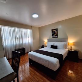 Epiqus Hotel