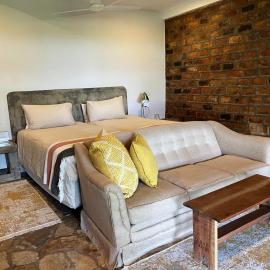 Beautiful Guest Room off The Great North Road, Kabwe - 5 km from Fig Tree Cafe, hotell i Kabwe