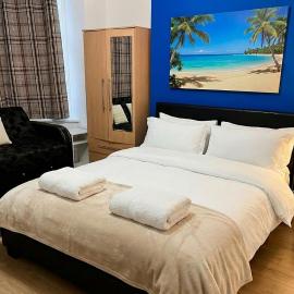 Room 5 minute walk from Herne Bay beach, hotel in Herne Bay