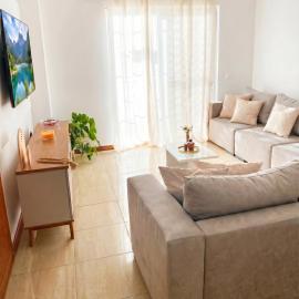 Modern 1BR near Plateau ideal for 4 guests, hótel í Prainha