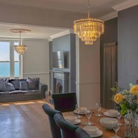 Luxury Seafront Villa for 12 with Ocean Views, hotel v destinácii Sandgate