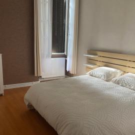 Appartement, hotel v destinaci Clamecy