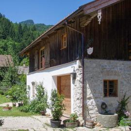 Mountain House With Sauna In Sachrang, hotel di Sachrang