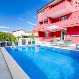 Apartments Mare