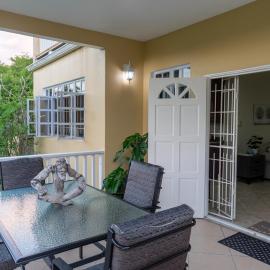 Sundrift Apartments- 2 Bedroom Apt、Dame de Traversayのホテル