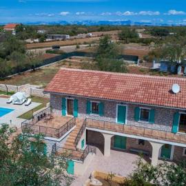 Luxury villa with a swimming pool Gornje Rastane, Biograd - 17837