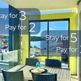 Ishtar Apartment 4 by Book Jervis Bay - Best Water Views, hotel in Huskisson