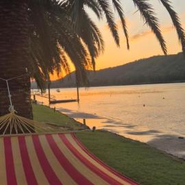 The Riverstay Retreat โรงแรมในไวส์แมนส์เฟอร์รี
