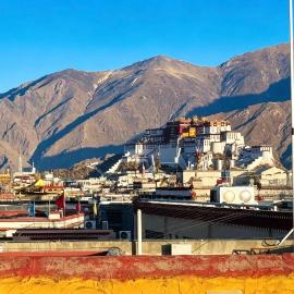 Shambhala Palace Hotel, khách sạn ở Lhasa