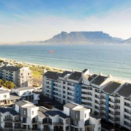 Aquarius Luxury Suites, hotel em Bloubergstrand
