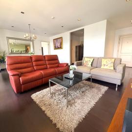 3 Bedroom Condo at Gramercy Residences Makati with Balcony and City View for 6 to 10 Guests Small Pet Friendly