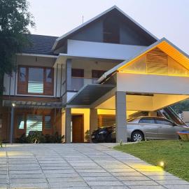 Family friendly modern style luxury villa, hotel v destinácii Cheruvalli